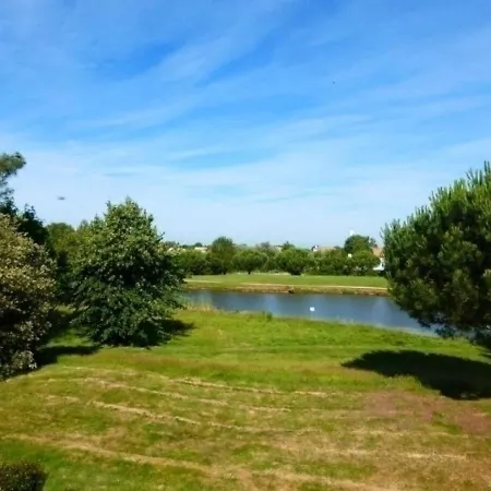 بيت للعطل Maison De Vacances Avec Piscine Chauffee, Terrasse, Parking Privatif, Proche Golf Et Plages - Fr-1-224-704 Saint-Révérend
